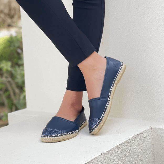 Klassische Espadrille in Marineblau Glitzer