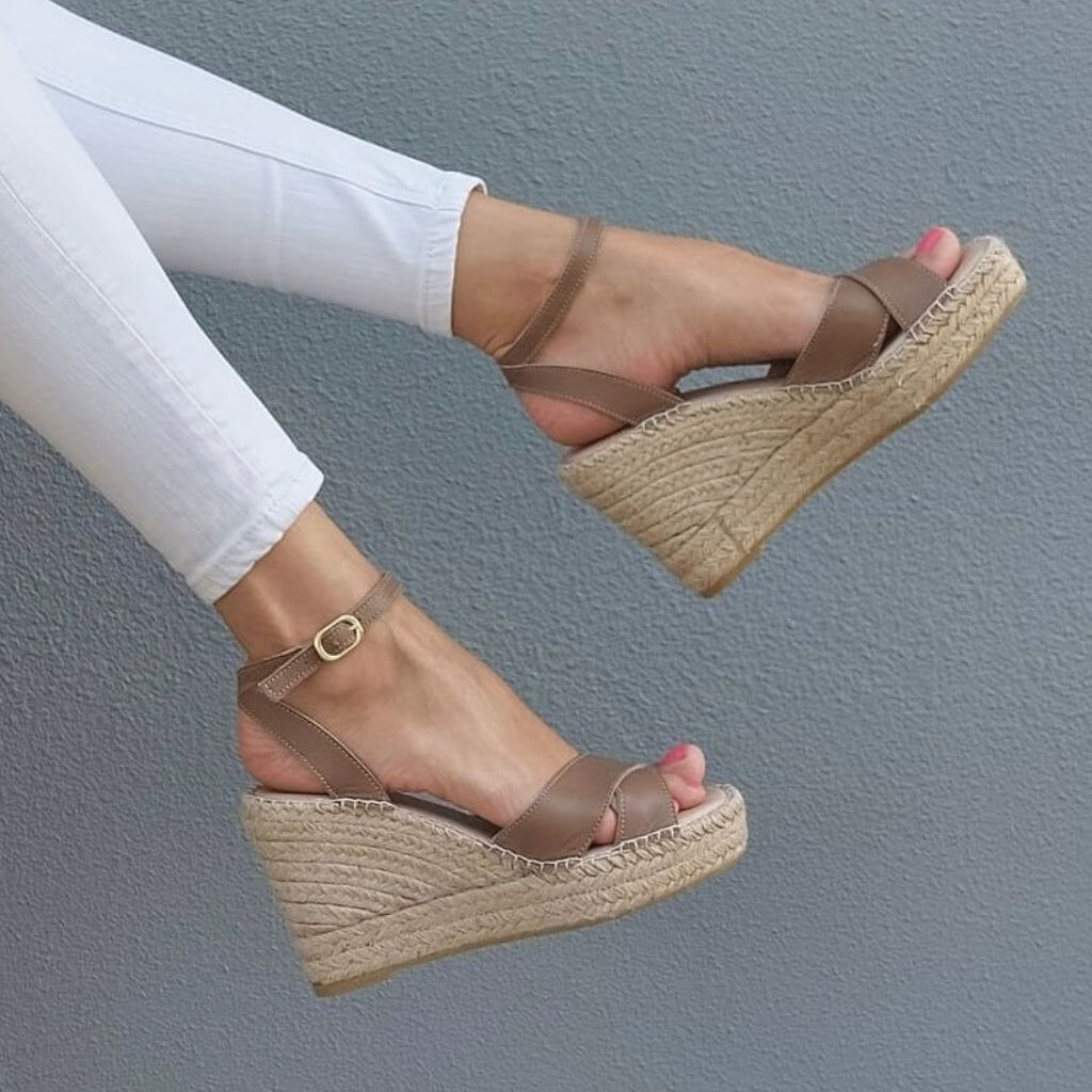 Lucia Espadrille Wedge in Mokka